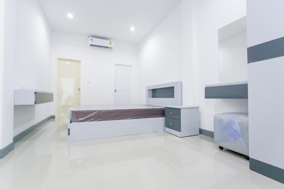 K&K Apartment Bang Phli Extérieur photo